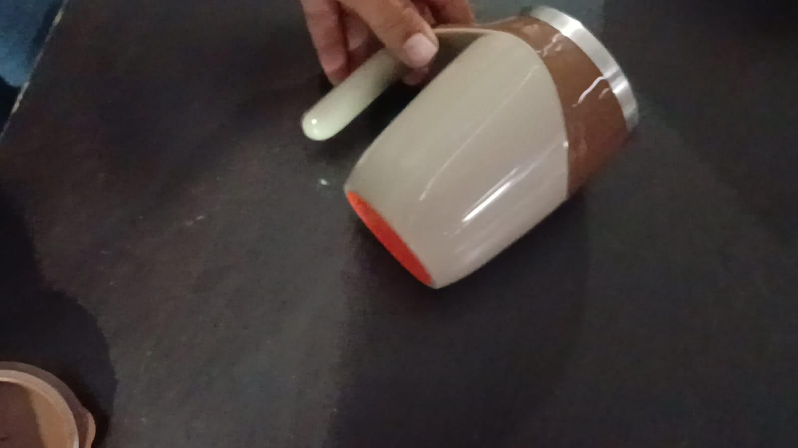 Buy Self Stirring Magnetic Mug Online – Automatic Coffee & Tea Mixer Cup